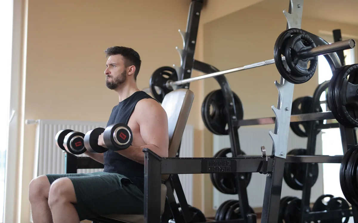 Anabolik Steroid Kullanımı Kısırlığa Yol Açar mı? Hormon Dengesi ve Toparlanma Süreci