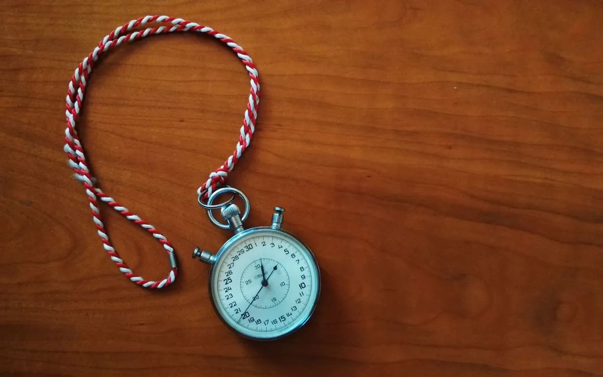 Erken Boşalmada Geciktirici Sprey ve Kremler: Nasıl Çalışır, Yan Etkileri ve Riskleri Nelerdir?